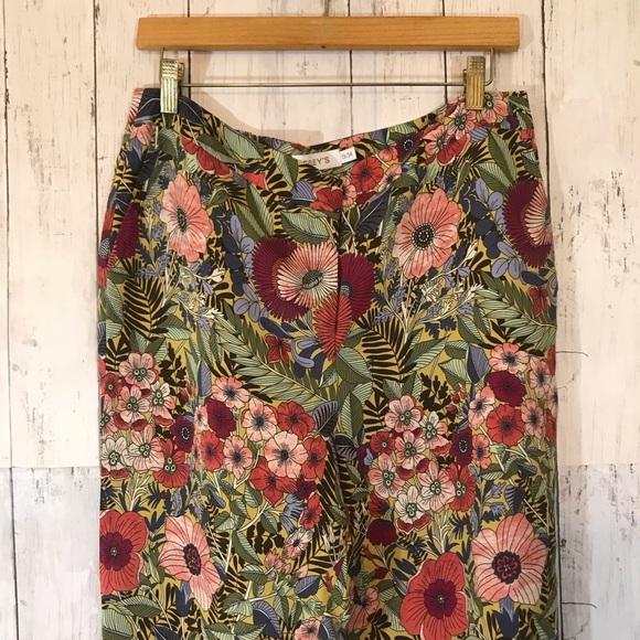 Vintage “Foley’s Boho Hippie Style Floral Cropped Trousers | Size 13/34 - Picture 3 of 13